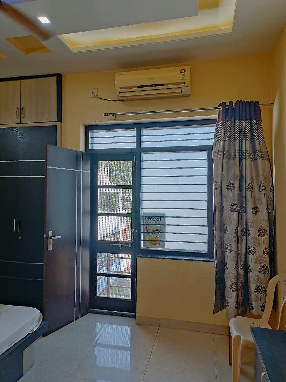 किराए के लिए · 3 BHK · स्वतंत्र मकान · हिरण मगरी सेक्टर 14 6