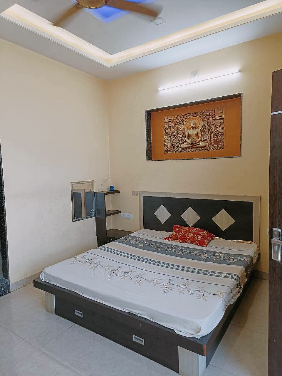 किराए के लिए · 3 BHK · स्वतंत्र मकान · हिरण मगरी सेक्टर 14 8