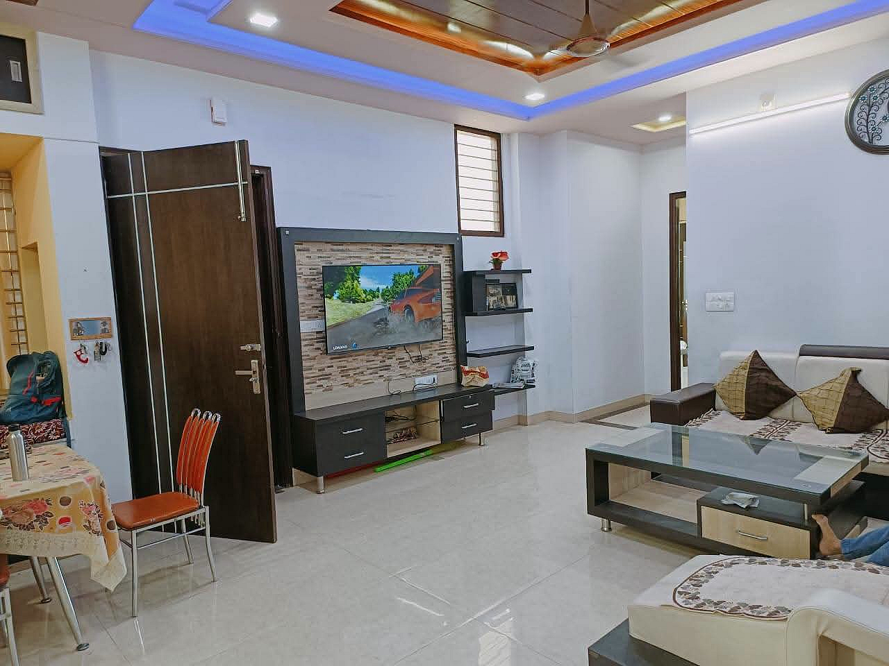 For rent · 3 BHK · Independent House · Hiran Magri Sector 14