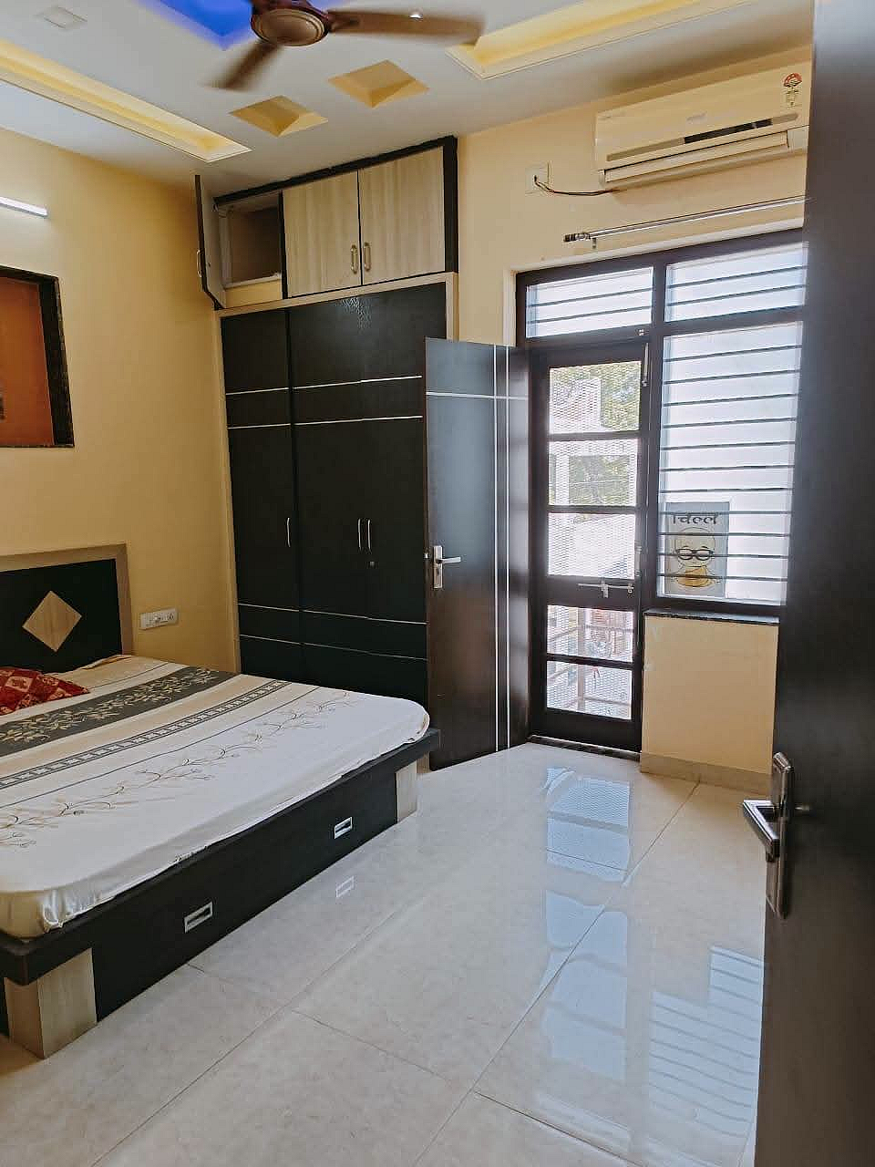 किराए के लिए · 3 BHK · स्वतंत्र मकान · हिरण मगरी सेक्टर 14 11