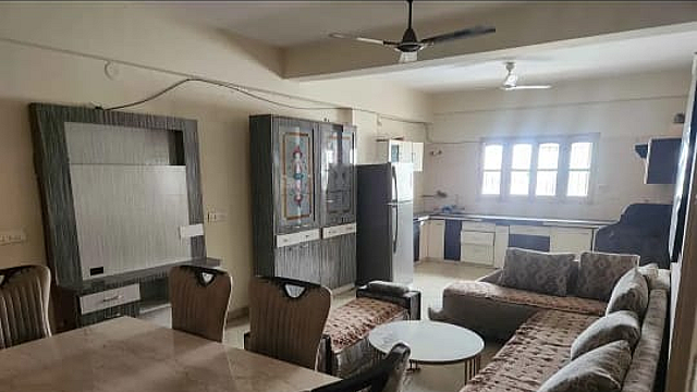 3 BHK apartment for rent in Subhash Nagar